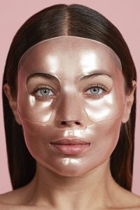 MZ-skin_0000s_0001_Anti-Pollution-Hydrating-Face-Mask-model-2.jpg.jpg